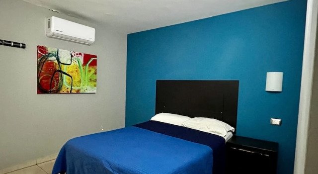 Standardní Dvoulůžkový s manželskou postelí pokoj Hotel Flores