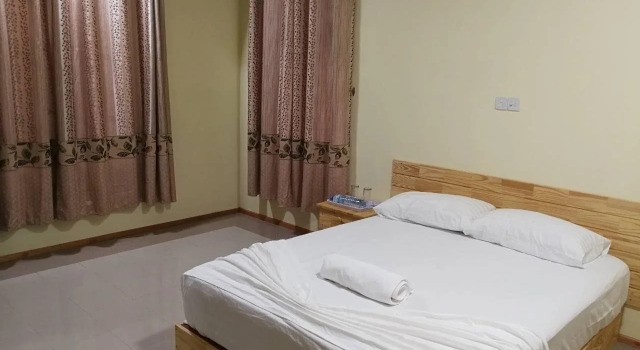 Raabade Maldives, Rezerwuj Hotel Thinadhoo (Vaavu Atoll) Gaafu Atoll