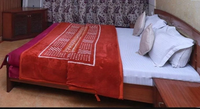 Hotel Sukh Sagar 44, Забронировать Отель Чандигарх Chandigarh Region