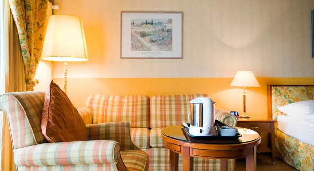Люкс с балконом и с видом на горы Hotel Silberhorn - Residences & Spa Wengen