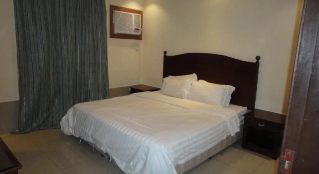 Gardenia Inn Hotel Suites, Забронировать Отель Отели Джидды 3 звезды, рядом с Международный выставочный и конгресс-центр Джидды, 3*