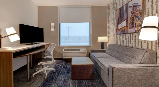 Двухместный люкс c 1 комнатой Home2 Suites by Hilton Anderson Downtown