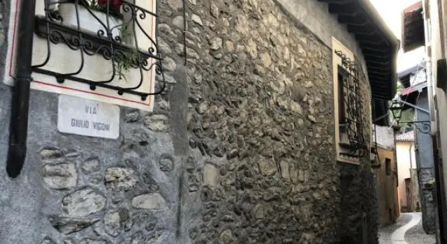Sleepn and go Country House, Prenota Appartamento Hotel a Como con parcheggio, Parcheggio