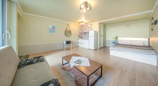 Yeosu Island Pet Pension, Reserva ahora Hostal o pensión Hoteles en Jeolla del Sur con aparcamiento, Aparcamiento