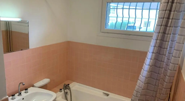 Коттедж с 5 комнатами Villa Yeure