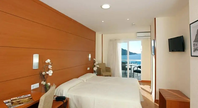 Номер Standard с видом на море Limehome Benidorm Calle Mayor