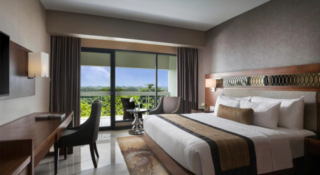 Двухместный номер Deluxe Royal Ambarrukmo Yogyakarta