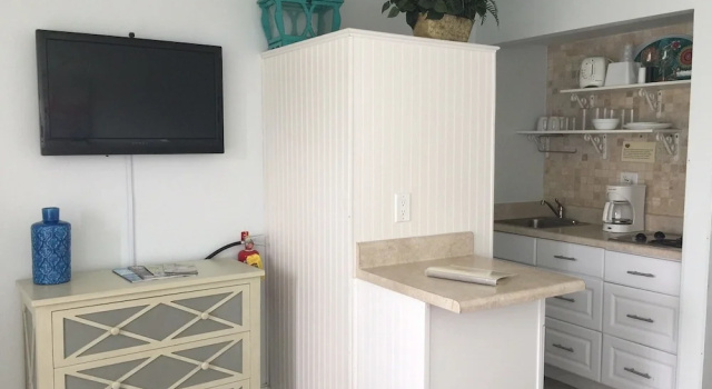 Двухместный номер Standard с видом на бассейн Tuckaway Shores Resort