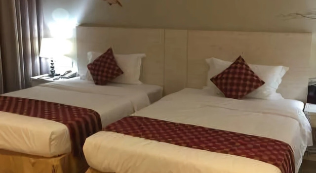 Royal Marina Hotel, Rezervovat Hotel Hotely v Guangdong s bazénem, Bazén