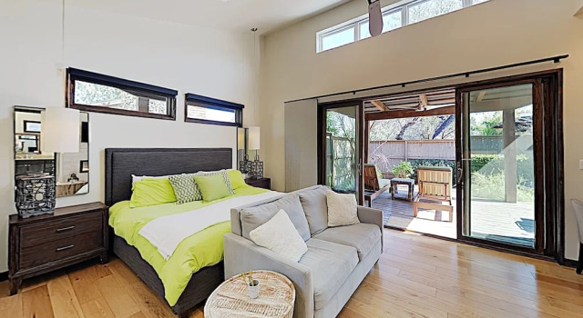 Luxe At The Reserve W/ Lazy River & Marina Studio Bedroom Cabin, Book Hotel Spicewood Texas