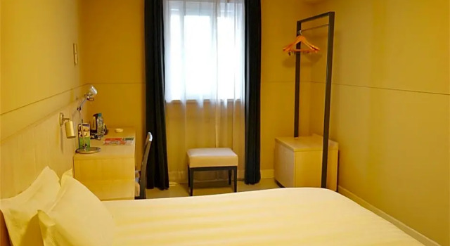 Двухместный номер Business Jinjiang Inn Wuhan Jiangtan Buxing St