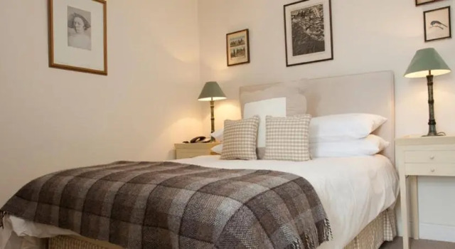 Двухместный номер Standard Bridgend Hotel