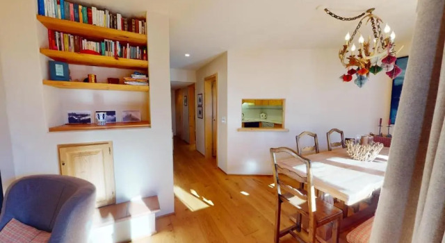 Madulaina 9B, Book Hotel St. Moritz 