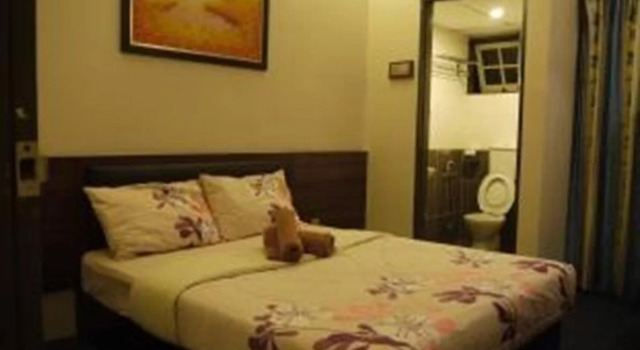 Camellia Budget Inn, Rezerwuj Hotel Hotele w Pahang z parkingiem, Parking