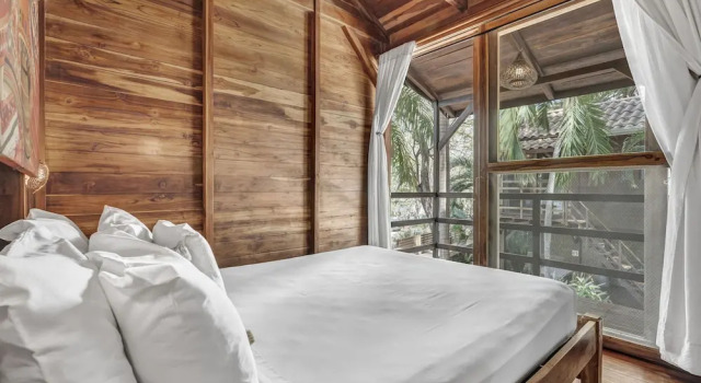 The Beach Bungalows Tamarindo B&B