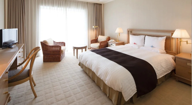 Двухместный номер Standard с балконом Okura Akademia Park Hotel
