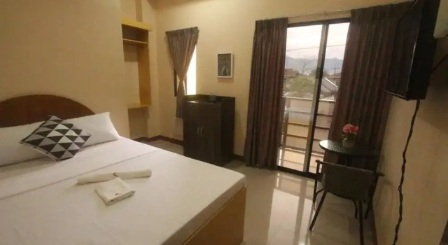 Номер Deluxe с балконом Heart Hotel and Services