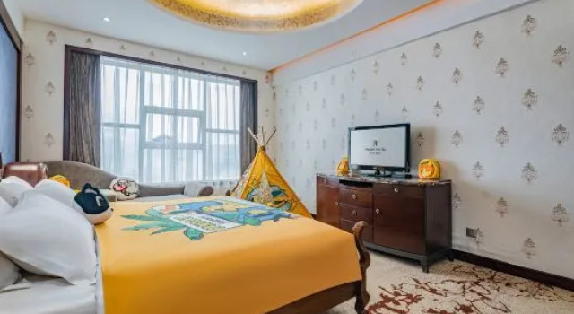 Семейный люкс Kaitian International Hotel