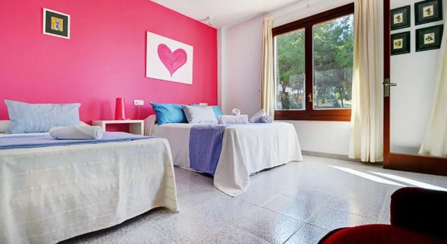 104197 Villa In Santa Ponsa, Book Villa 3-Star Hotels in Santa Ponsa, 3*
