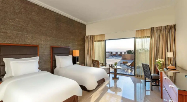 Вилла Royal с видом на море Mövenpick Resort & Spa Dead Sea