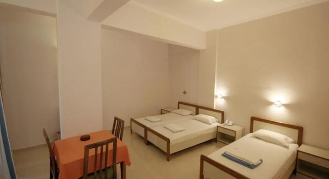 Семейный номер Standard с видом на сад Ionis Hotel