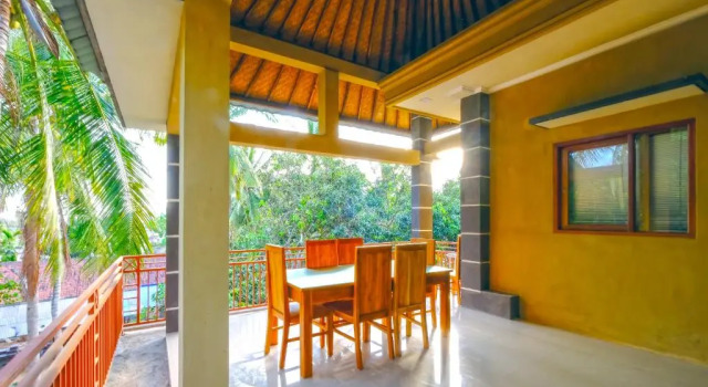 Люкс Deluxe Kuta Circle Homestay