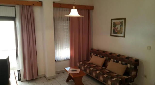 Апартаменты Цокольный этаж Delphin Apart Hotel