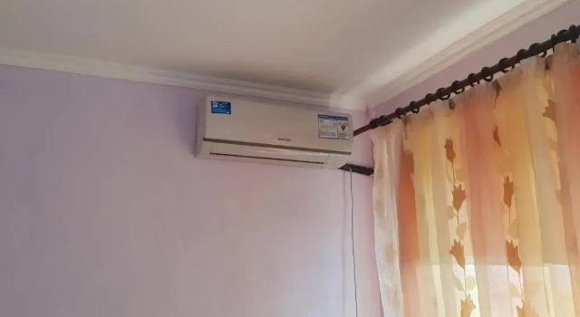 Ldzaa 1komn. kv. na beregu morja