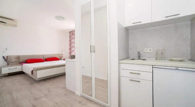 Студия с балконом Villa Mona 2