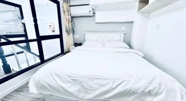 Люкс Comfort Pig Pig Boutique Apartment