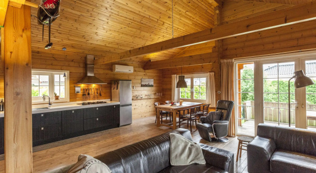 Heavenly Chalet in Sint Annaland with Terrace, Garden, BBQ, Book Chalet Sint Annaland 