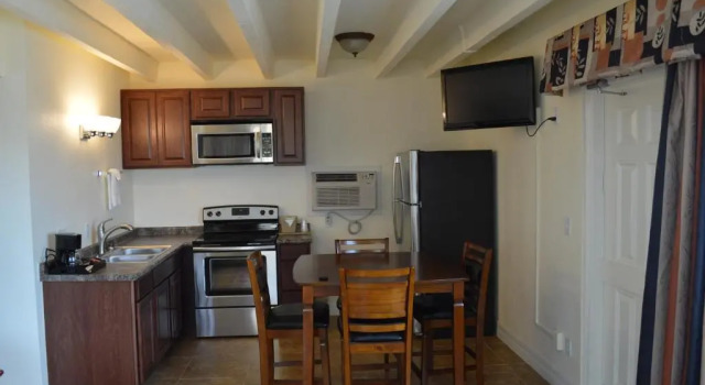 Люкс Oceanfront Inn and Suites