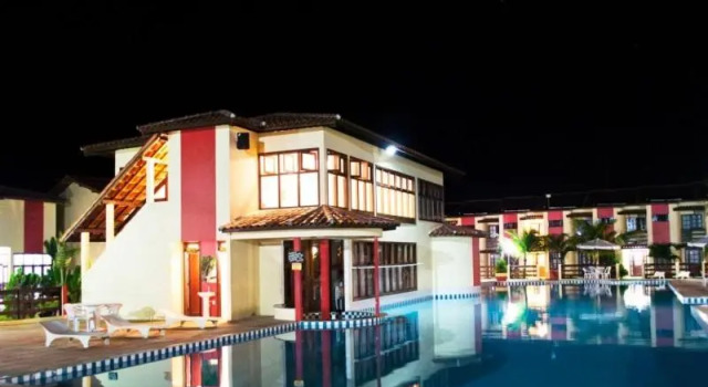 Casa Duplex 3 Suítes em Condomínio, Забронировать Отель СПА-отели Praia de Taperapuan, SPA-услуги
