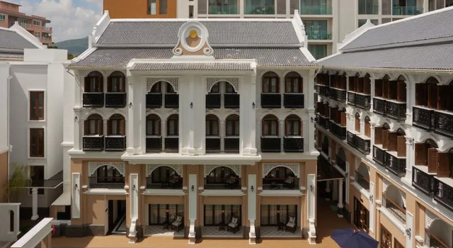 CHINO@NIMMAN Luxury Boutique Hotel, Забронировать Бутик-отель Бизнес-отели Чиангмай, рядом с Kad Suan Kaew Shopping Centre, 4* 5*