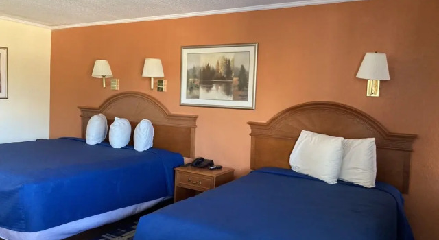 Четырёхместный номер Deluxe Mount Vernon Inn