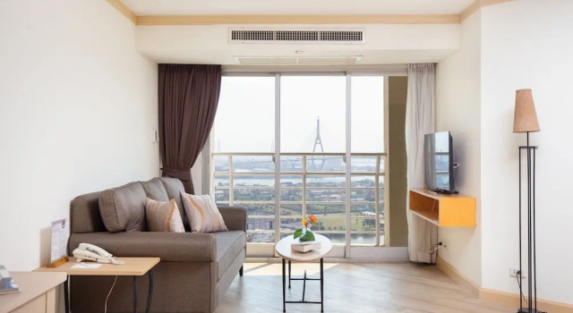 Номер Deluxe c 1 комнатой с балконом и с видом на реку Riverfront Bangkok