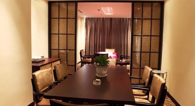 Люкс Presidential Excemon Yuyao Hemudu Hotel