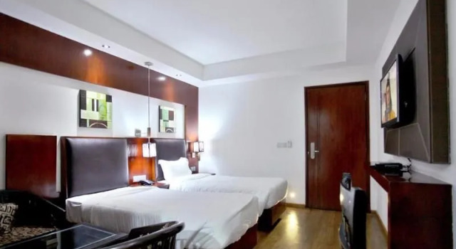 Hotel Shuhul Continental