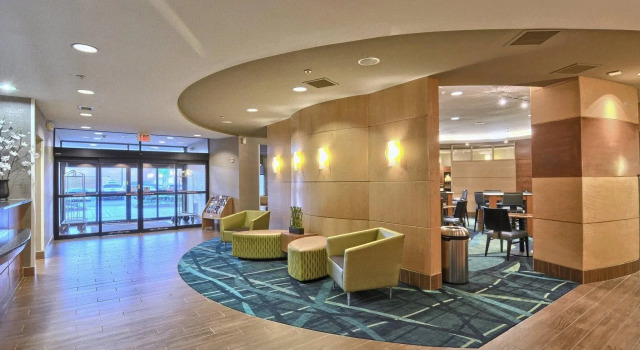 SpringHill Suites Detroit Southfield, Varaa Hotelli Southfield 