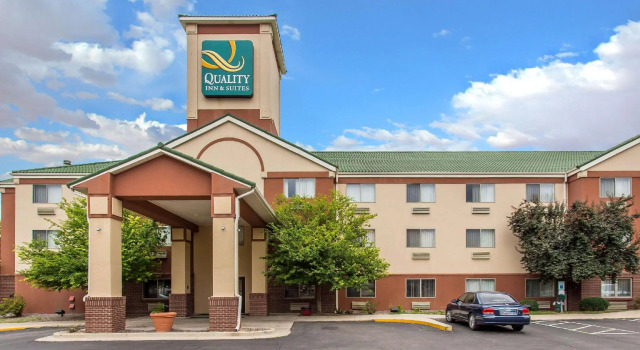 Quality Inn & Suites Lakewood, 予約 ホテル レイクウッド コロラド州