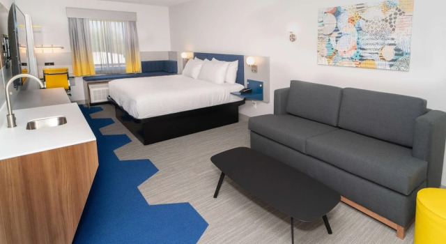 Двухместный номер Standard Microtel Inn & Suites by Wyndham Macedon