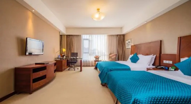 Семейный номер Standard Dalian Furong International Hotel