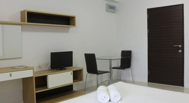 Beehive Phuket Old Town - Hostel