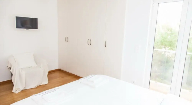 Modern Spacious APT 2BR in Rafina