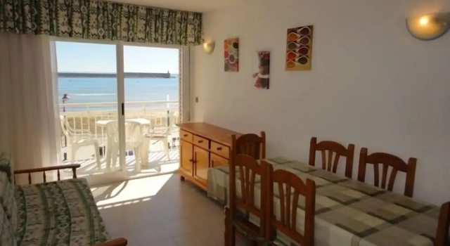 Апартаменты с 2 комнатами с балконом Apartamentos Forner-46