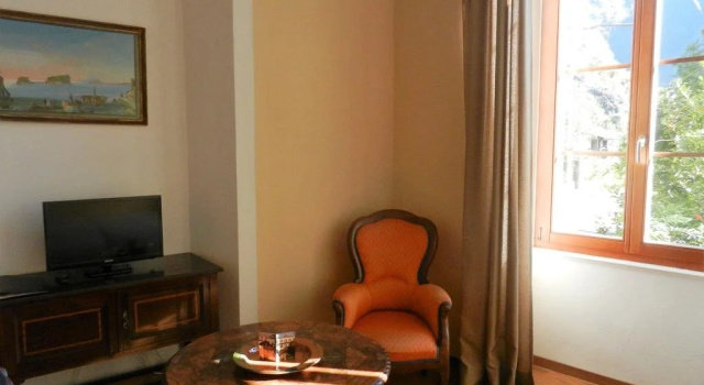 Hotel Casa Gialla, Забронировать Отель Тегна Чентовалли