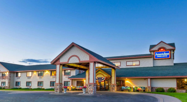 Четырёхместный номер Standard AmericInn by Wyndham Wabasha