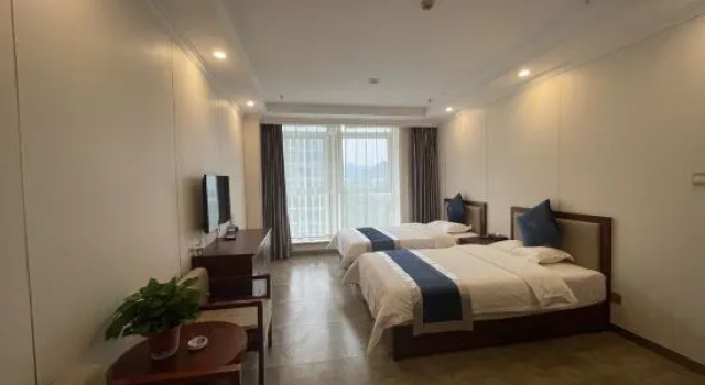 Семейный люкс Lidu Hotel