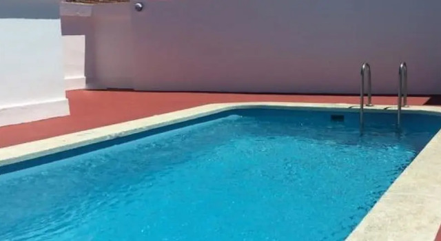 Apartamento familiar con piscina comunitaria