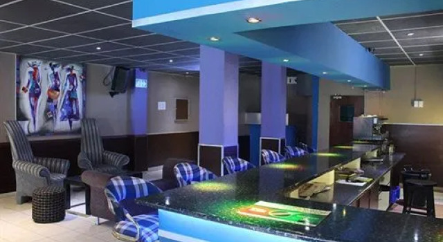Chez Hotel Inn, Boek Hotel Sandton 